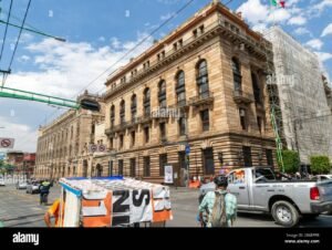 edificios principales de bancos en mexico