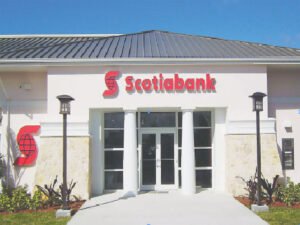 Cuáles son los horarios y servicios del Banco Scotiabank Los Reyes La Paz 17 fachada banco scotiabank horario servicios